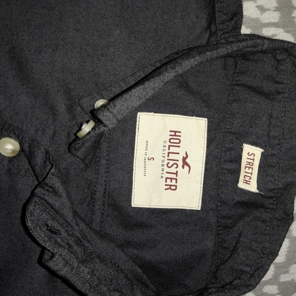 Mens Hollister Button shirt - Picture 2 of 5